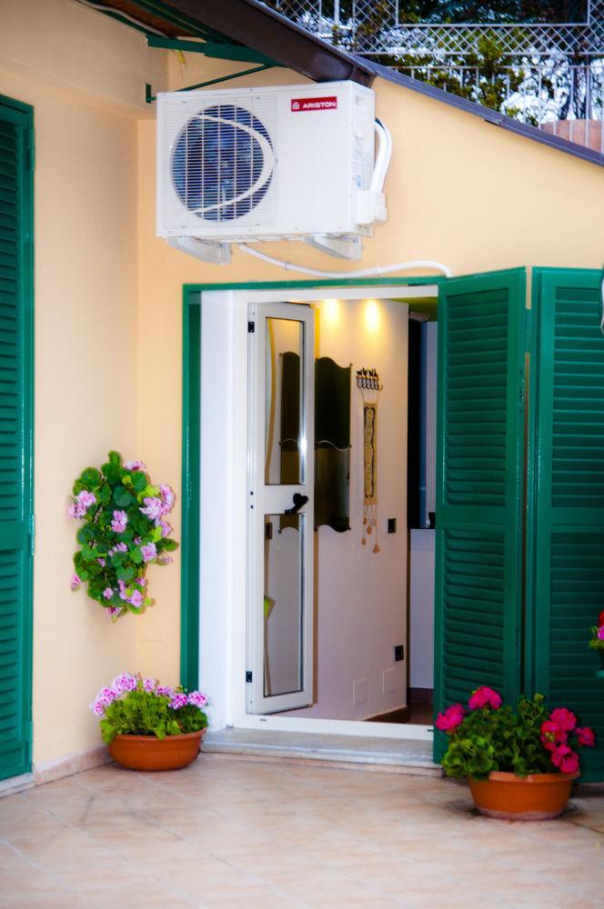 Tetto Fiorito Apartment Castellammare di Stabia Exterior photo