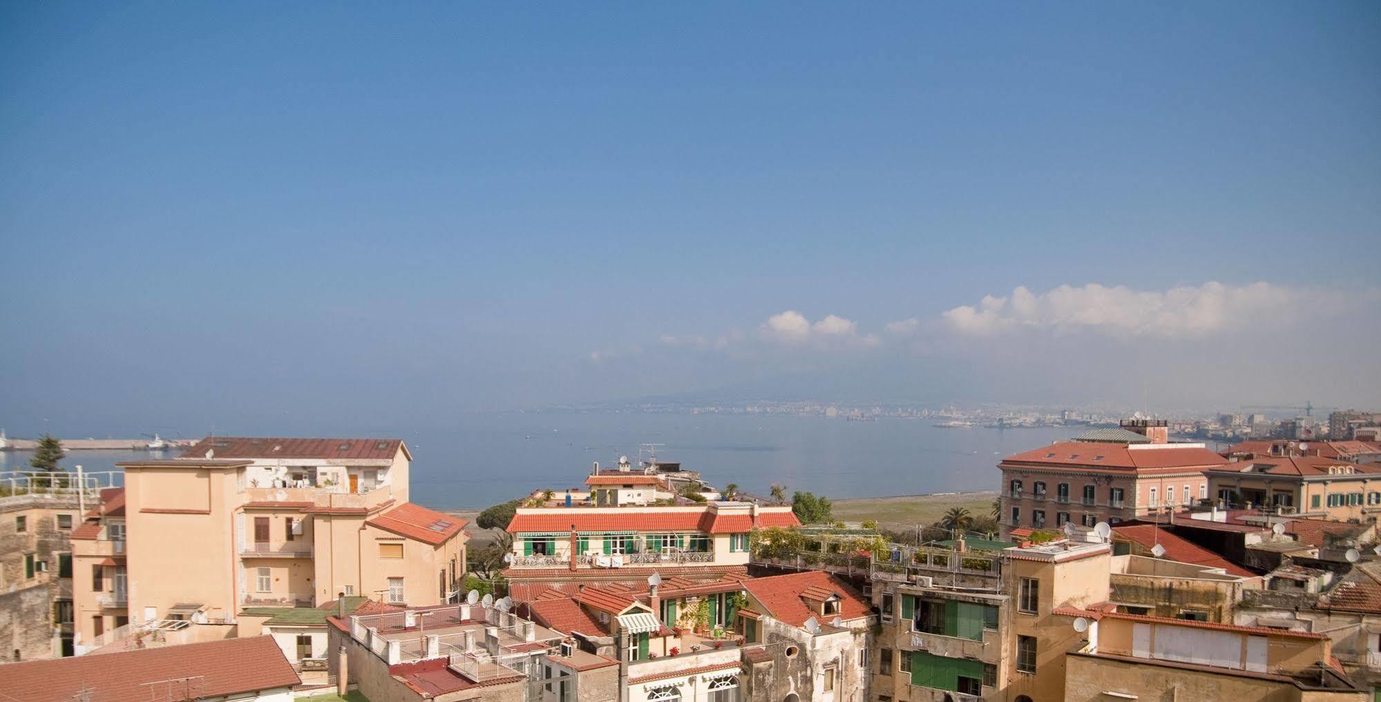 Tetto Fiorito Apartment Castellammare di Stabia Exterior photo
