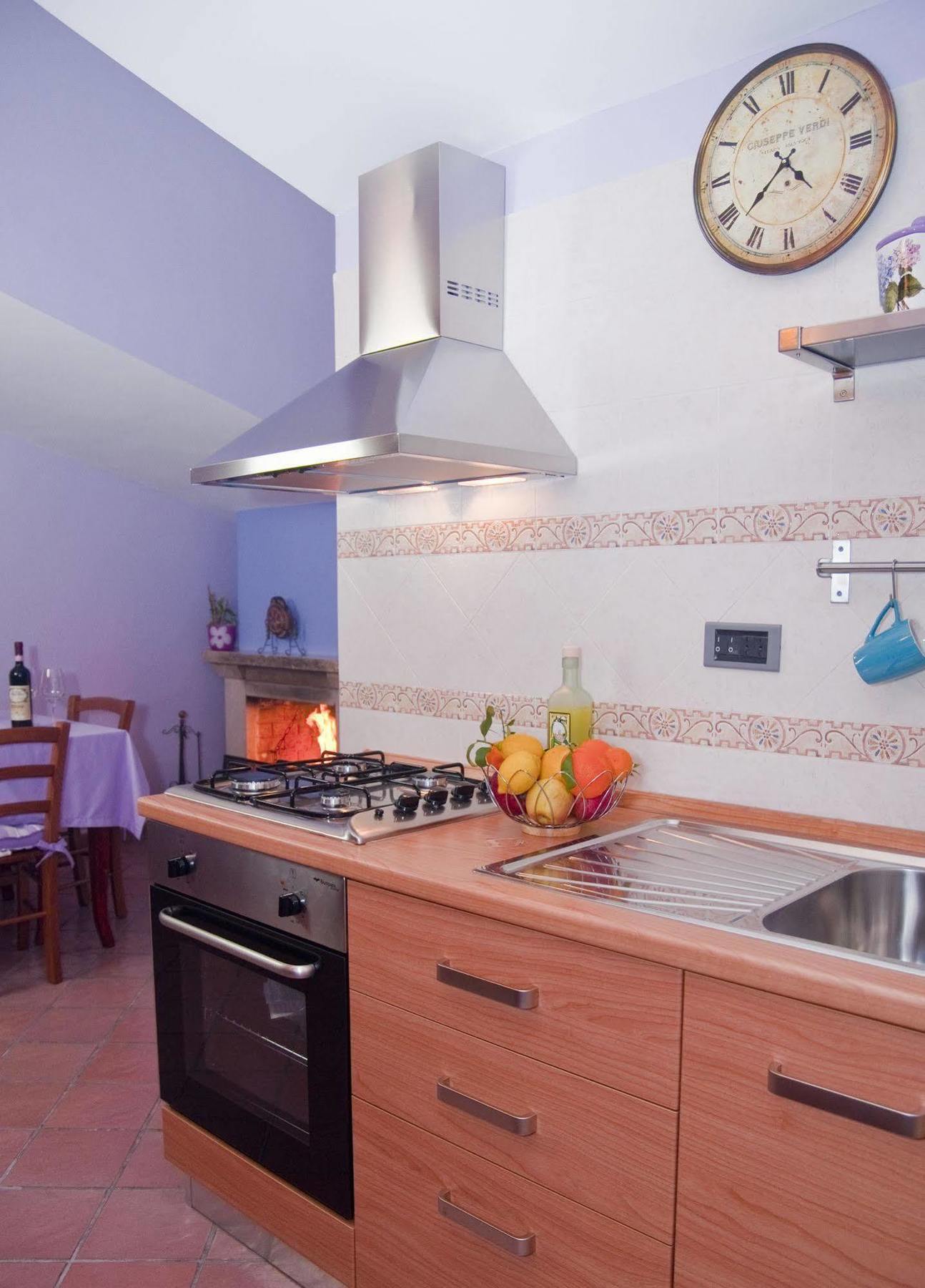 Tetto Fiorito Apartment Castellammare di Stabia Exterior photo